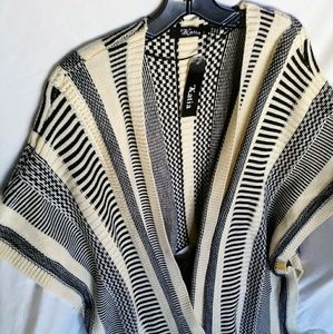 Plus Black and Creme Tassels Open Front Poncho